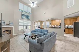 12102 Carol Ln, Pinehurst, TX 77362 - Photo 5