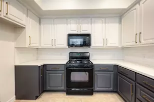 13647 Brookbluff Ln, Houston, TX 77077 - Photo 23