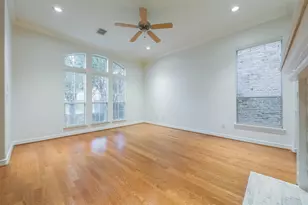 13647 Brookbluff Ln, Houston, TX 77077 - Photo 9