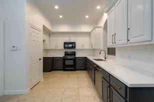 13647 Brookbluff Ln, Houston, TX 77077 - Photo 21