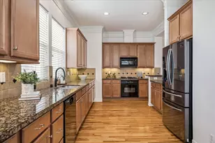 3920 Blossom St, Houston, TX 77007 - Photo 15