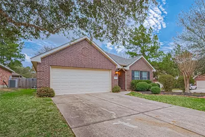 2 Garden Lodge Place, The Woodlands, TX 77382 - Photo 3