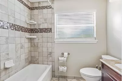 419 Marshall Street #10, Houston, TX 77006 - Photo 11