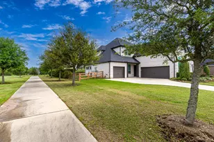 29726 Hay Field Ln, Fulshear, TX 77406 - Photo 5