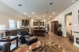 338 Mistletoe Ridge Ct, Montgomery, TX 77316 - Photo 5