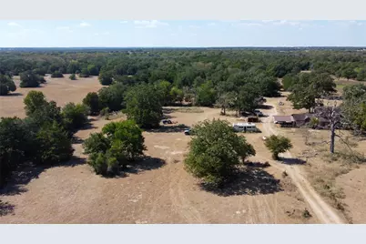 2502 Pettit Lane, Schulenburg, TX 78956 - Photo 11