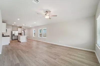 19226 Newman Gardens Road, Crosby, TX 77532 - Photo 5