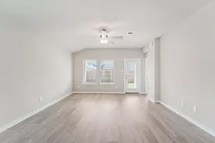 19226 Newman Gdns Rd, Crosby, TX 77532 - Photo 9