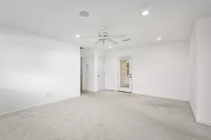 5834 Braesheather Dr, Houston, TX 77096 - Photo 21