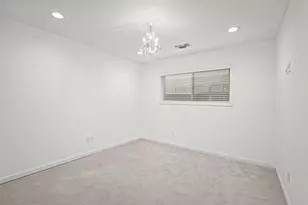 5834 Braesheather Dr, Houston, TX 77096 - Photo 25