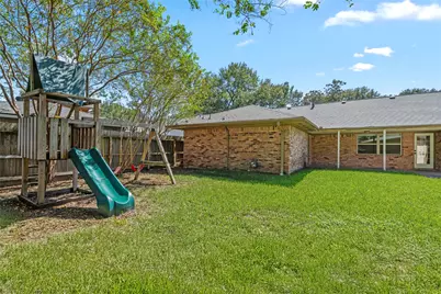 5834 Braesheather Drive, Houston, TX 77096 - Photo 33