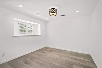 5834 Braesheather Drive, Houston, TX 77096 - Photo 7