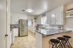 309 Heath Ave, Madisonville, TX 77864 - Photo 11