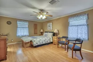 309 Heath Ave, Madisonville, TX 77864 - Photo 17
