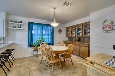309 Heath Avenue, Madisonville, TX 77864 - Photo 9