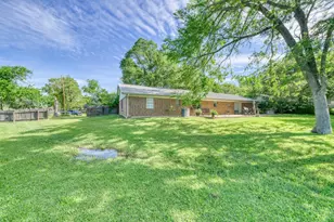 309 Heath Ave, Madisonville, TX 77864 - Photo 27