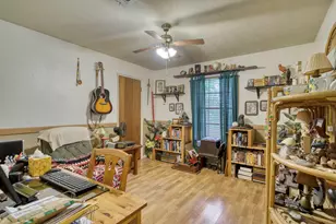309 Heath Ave, Madisonville, TX 77864 - Photo 21