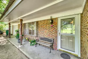 309 Heath Ave, Madisonville, TX 77864 - Photo 5