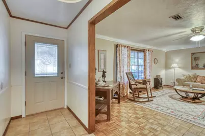 309 Heath Avenue, Madisonville, TX 77864 - Photo 7