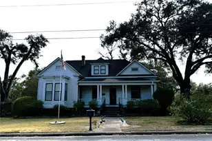 303 E Austin Street E, Bellville, TX 77418 - Photo 33