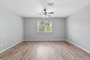 5921 Santa Fe Cir, Dickinson, TX 77539 - Photo 19