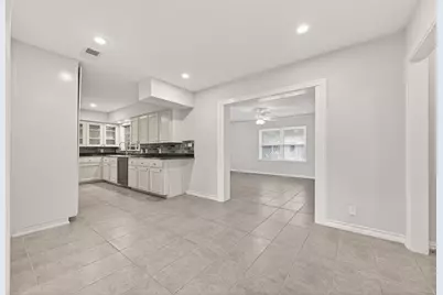 3003 Topham, Houston, TX 77018 - Photo 1