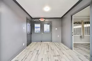 5622 W Montgomery Rd, Houston, TX 77091 - Photo 5