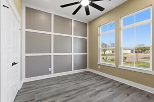800 S 1st St, La Porte, TX 77571 - Photo 3