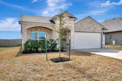 909 Davy Street, Brenham, TX 77833 - Photo 1