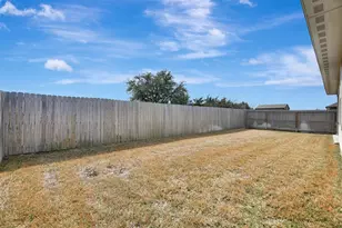 909 Davy St, Brenham, TX 77833 - Photo 33