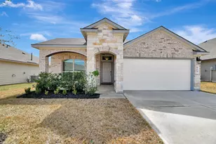 909 Davy St, Brenham, TX 77833 - Photo 1