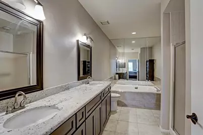 3248 Holly Hall Street #3248, Houston, TX 77054 - Photo 7