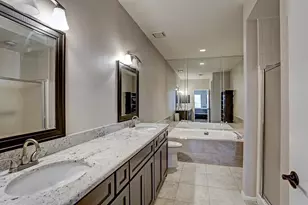 3248 Holly Hall St, Houston, TX 77054 - Photo 7
