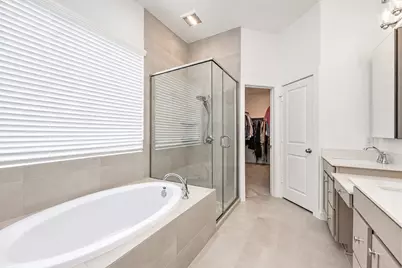 16922 Warm Glow Court, Hockley, TX 77447 - Photo 17