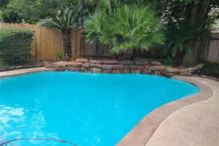 2103 Winding Hollow Ct, Conroe, TX 77385 - Photo 41