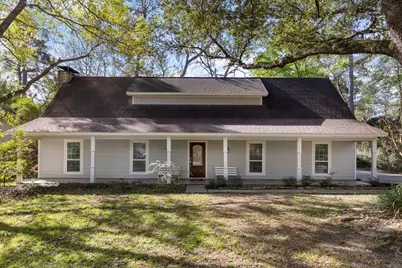 1 Cape Chestnut Drive, The Woodlands, TX 77381 - Photo 1