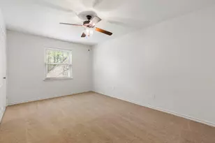 1 Cape Chestnut Dr, The Woodlands, TX 77381 - Photo 33