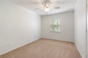 1 Cape Chestnut Dr, The Woodlands, TX 77381 - Photo 31