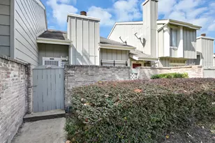 13004 Wirevine Ln, Houston, TX 77072 - Photo 3