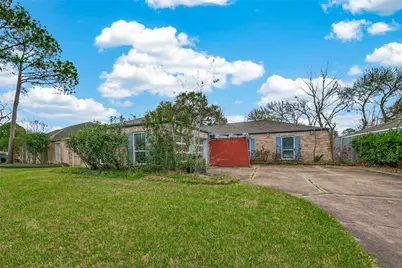 2130 Round Lake Drive, Houston, TX 77077 - Photo 3