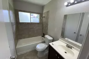 3018 Rockrill Dr, Houston, TX 77045 - Photo 9