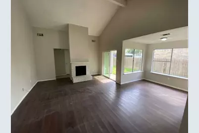 3018 Rockrill Drive, Houston, TX 77045 - Photo 7