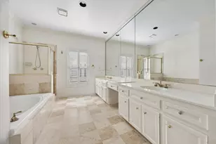 6022 Burgoyne Rd, Houston, TX 77057 - Photo 9