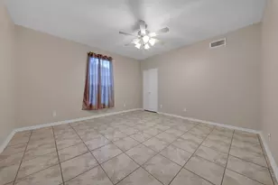 11412 Ln St, Houston, TX 77029 - Photo 17