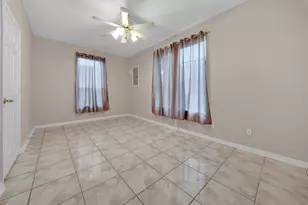 11412 Ln St, Houston, TX 77029 - Photo 15