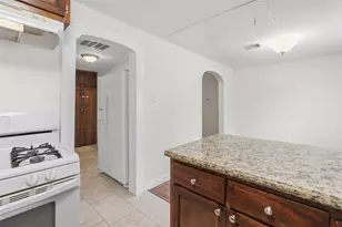 5319 Ave O 1/2, Galveston, TX 77551 - Photo 17