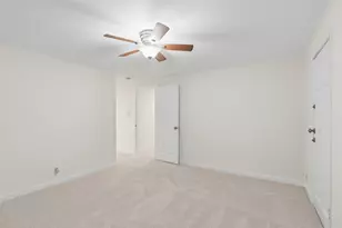 5319 Ave O 1/2, Galveston, TX 77551 - Photo 25