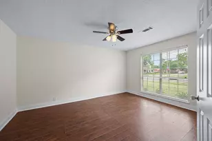 825 James St, Deer Park, TX 77536 - Photo 7