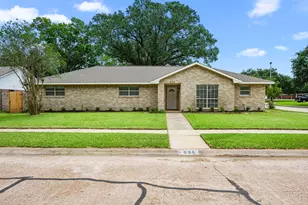 825 James St, Deer Park, TX 77536 - Photo 3