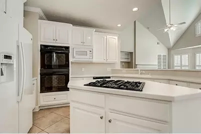 5715 Sapphire Vista Lane, Houston, TX 77041 - Photo 9